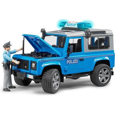 20161011151115-BRU2597LandRoverpolUociaBRUDER-3