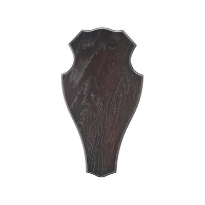 Tmavá trofejová podložka vyrobená z dubového dreva s rozmermi 52 x 26 cm.
