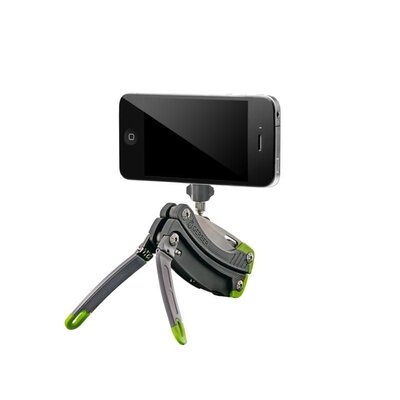 Multifunkčné kliešte Gerber Steady Tool použité ako statív pre mobilný telefón. Na obrázku je vidieť kliešte s rôznymi nástrojmi a mobilný telefón upevnený v držiaku na statíve.