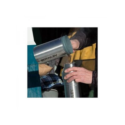 20180602140205-stanley-mountain-vacuum-coffee-system-bottle-05-l4