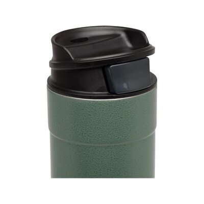 20180602130212-stanley-classic-one-hand-vacuum-mug1
