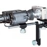 Nočné videnie Armasight SPARK CORE Gen 1 pripojené ku kamere pomocou montážneho držiaka, zobrazujúce kompaktný a odolný dizajn zariadenia vhodného pre profesionálne použitie.